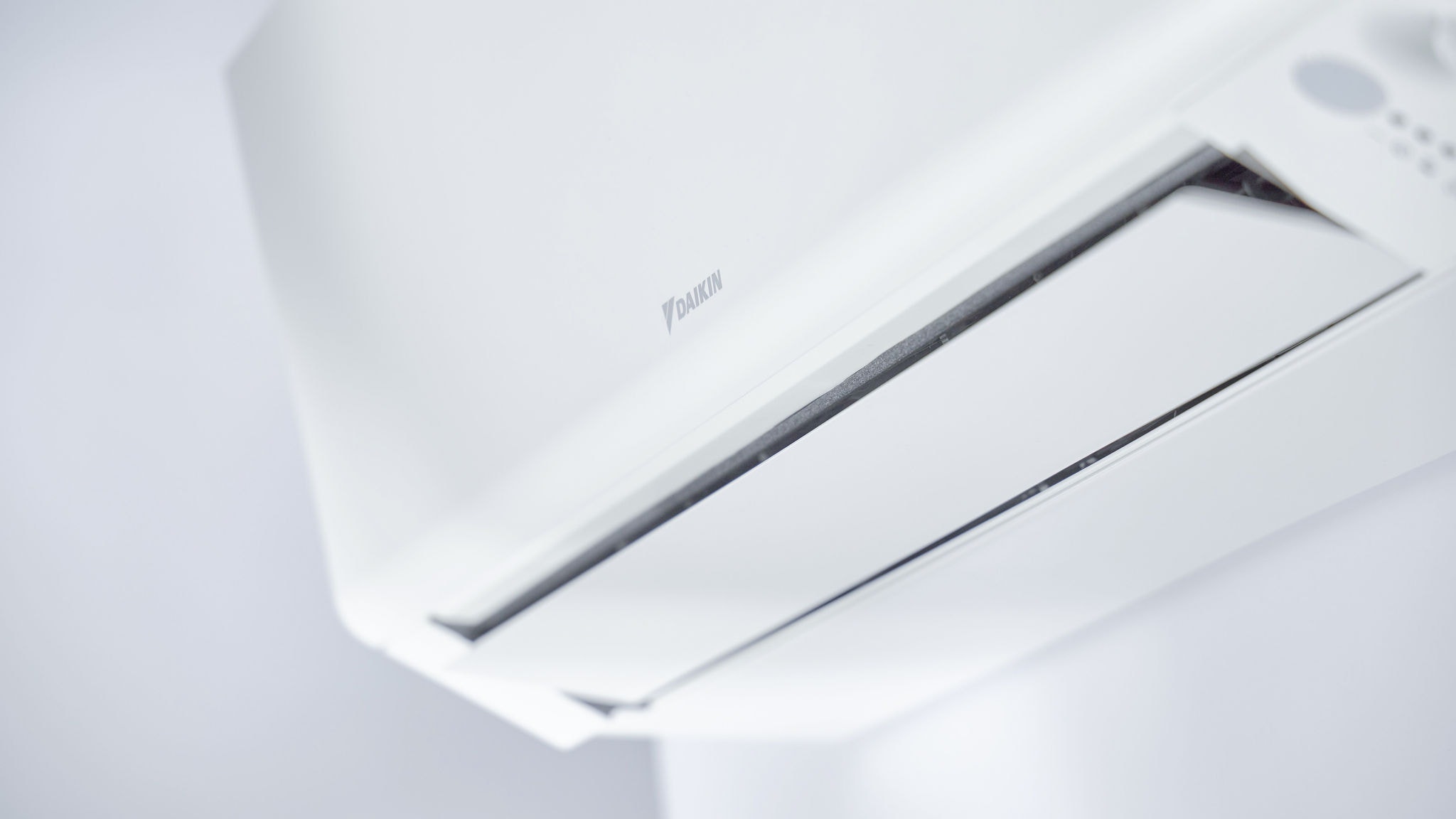 Daikin Perfera in white color