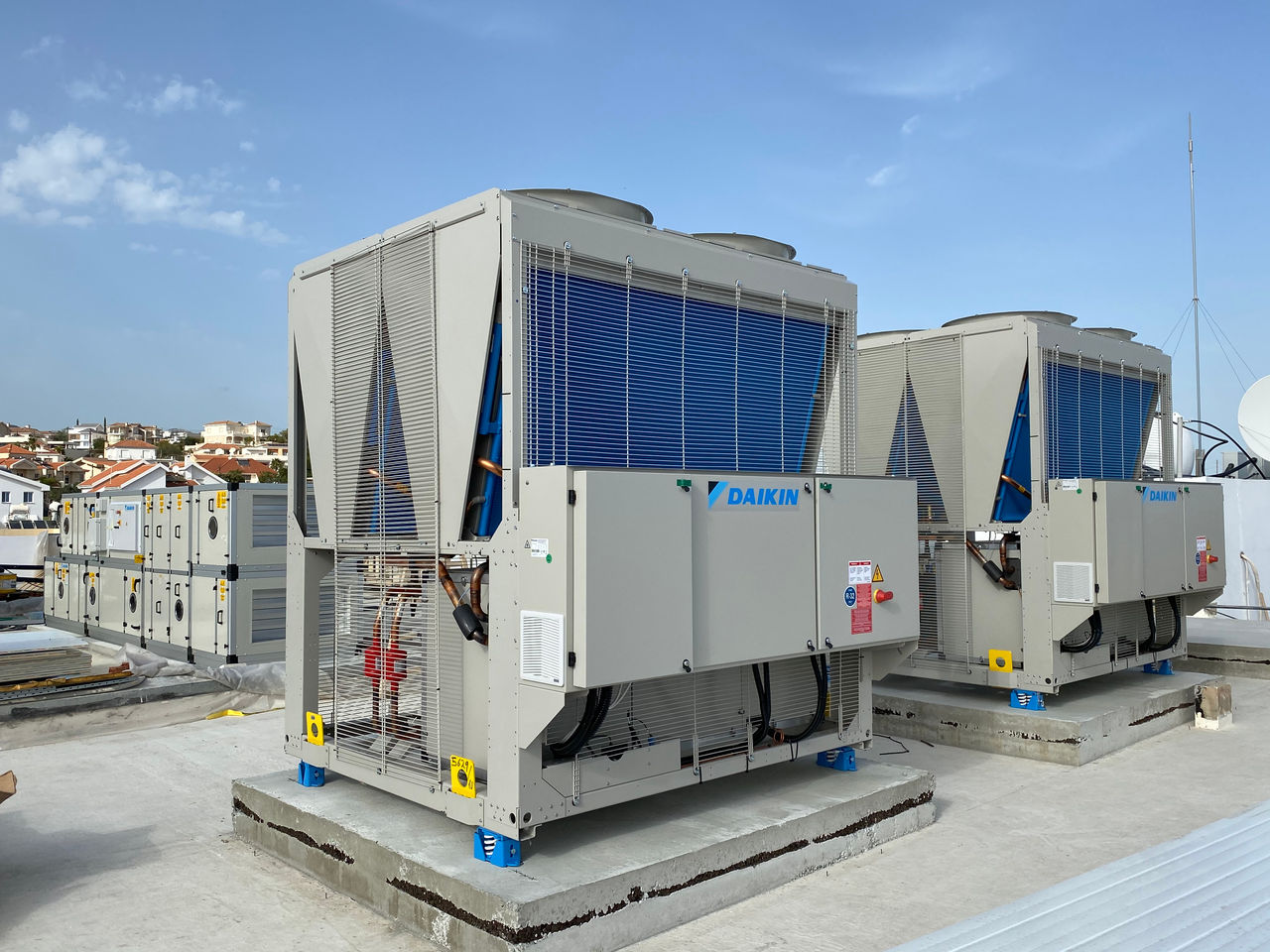 HVAC instaliran na zgradi